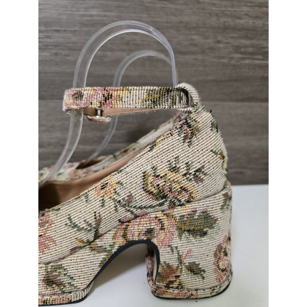 Floral Patterned Women's Heels - Picture 8 of 8